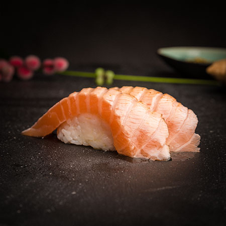 Produktbild Flamed Ponzu Lachs Nigiri