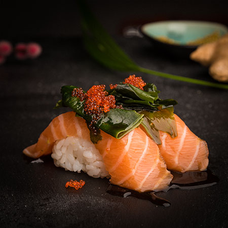 Produktbild Lachs Wakame Nigiri